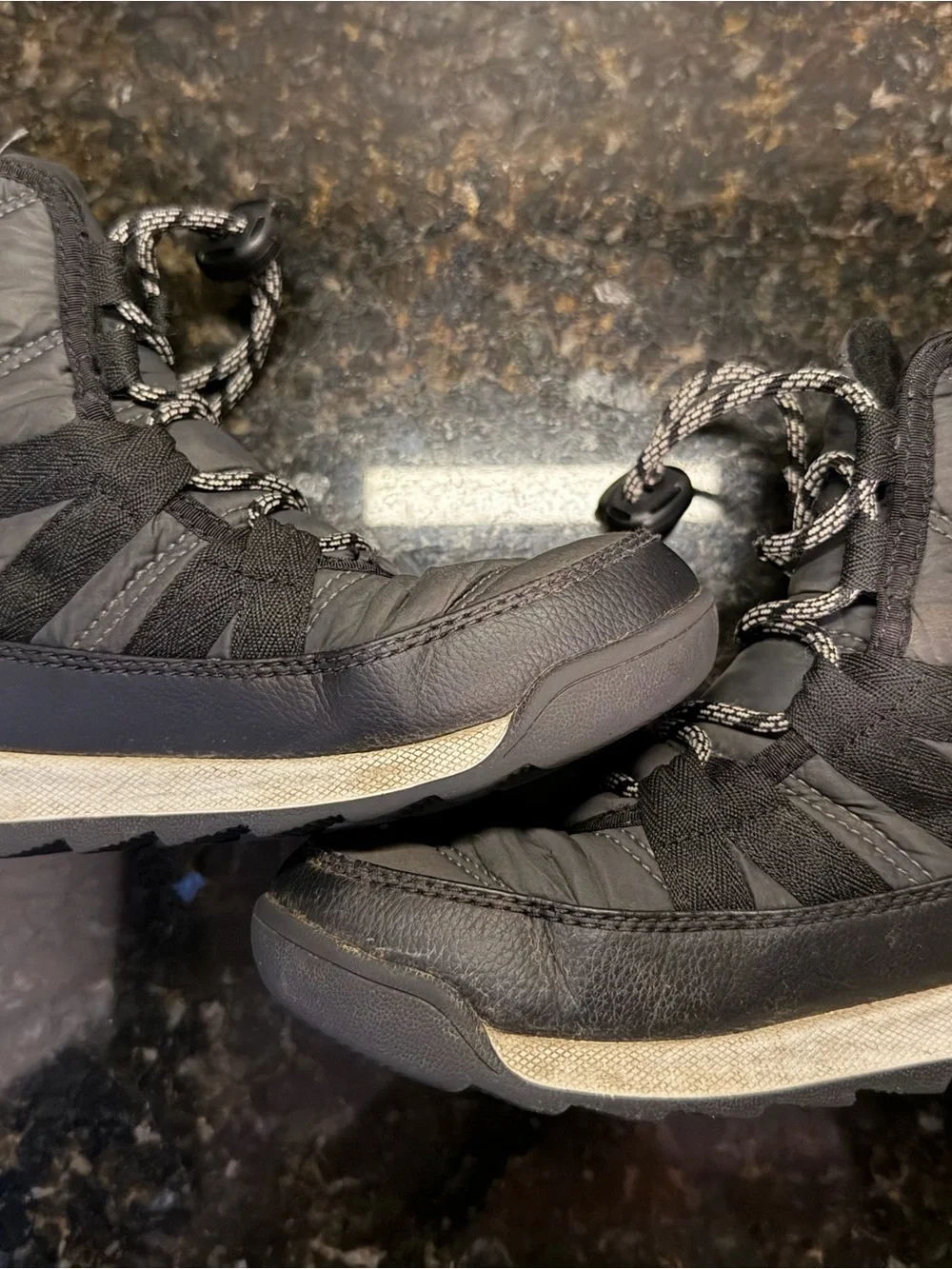 Sorel Whitney II Black Waterproof Winter Boots Youth Size 2